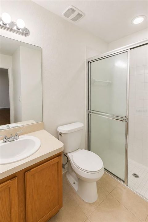 В аренду: $1,695 (3 спален, 2 ванн, 1200 Квадратных фут)