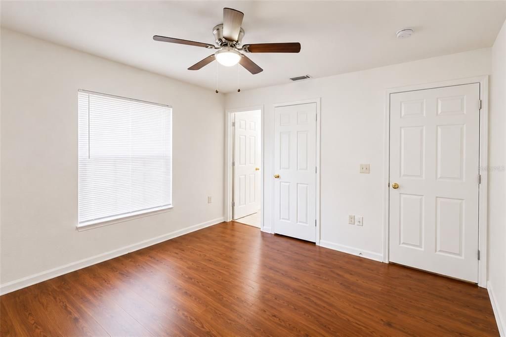 В аренду: $1,695 (3 спален, 2 ванн, 1200 Квадратных фут)