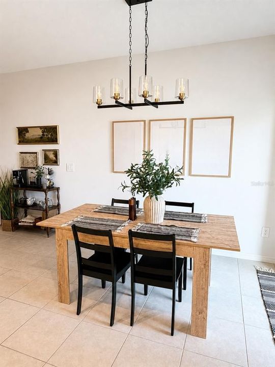For Rent: $2,200 (3 beds, 2 baths, 1634 Square Feet)