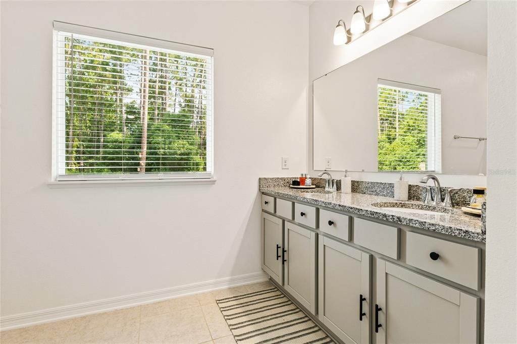 En Venta: $414,900 (5 camas, 3 baños, 2286 Pies cuadrados)