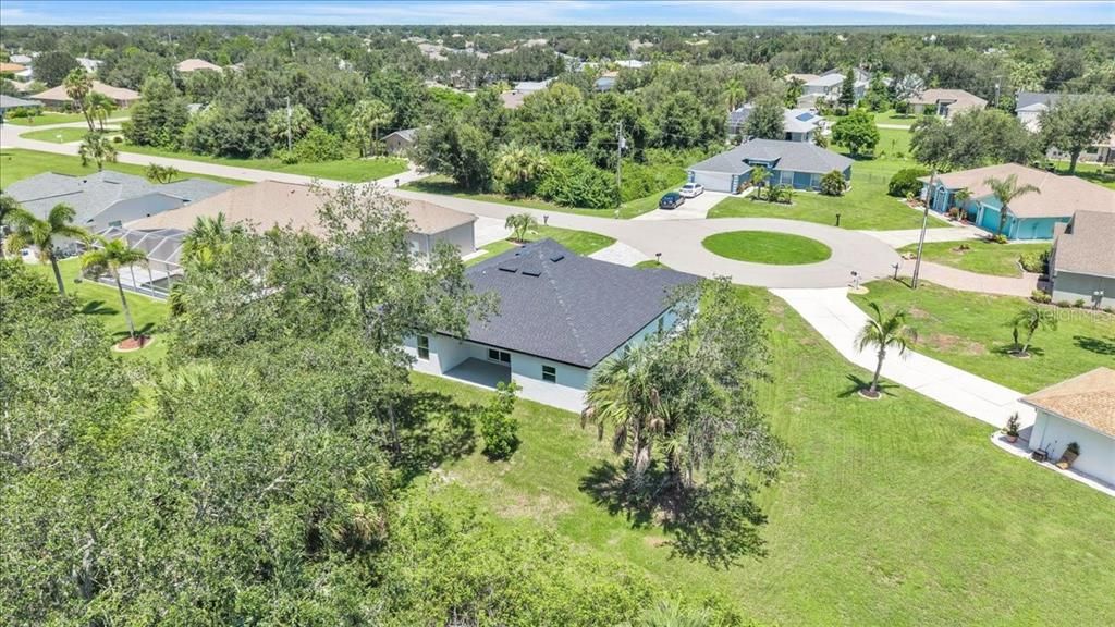 For Sale: $365,000 (4 beds, 3 baths, 2096 Square Feet)