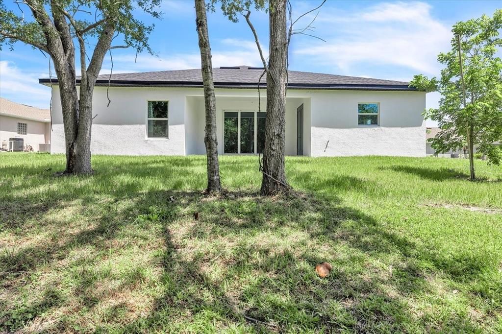 For Sale: $365,000 (4 beds, 3 baths, 2096 Square Feet)