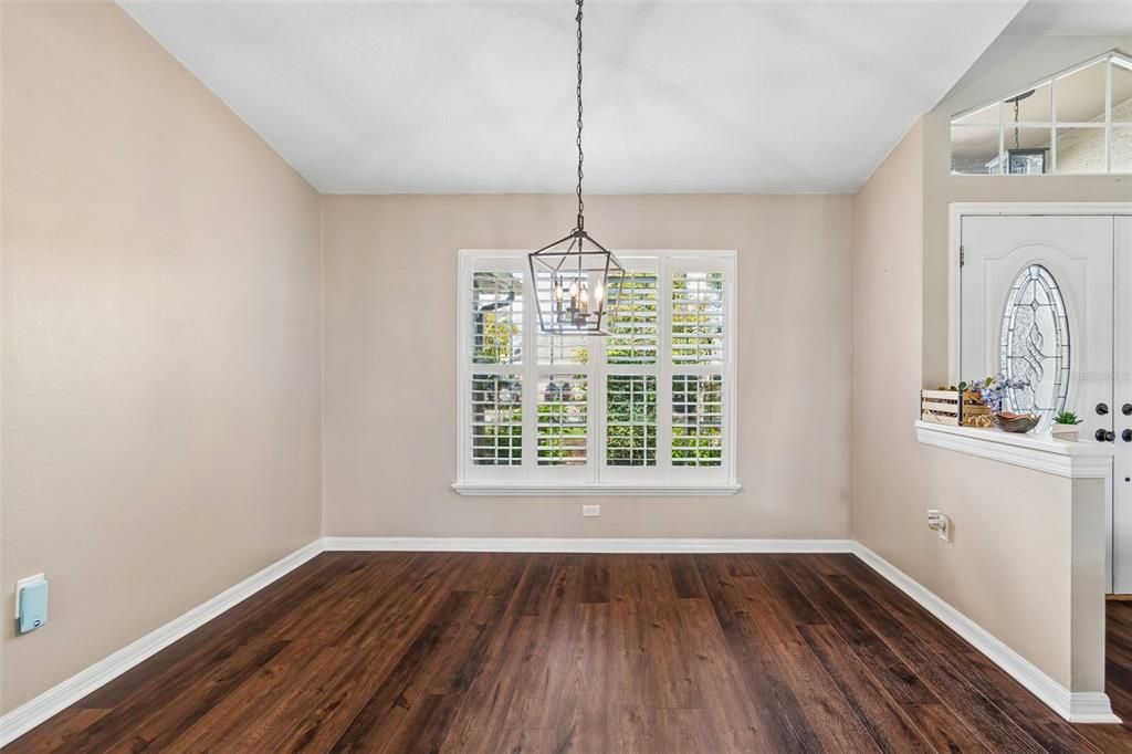 For Sale: $450,000 (3 beds, 2 baths, 1756 Square Feet)