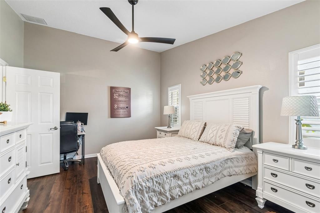 For Sale: $450,000 (3 beds, 2 baths, 1756 Square Feet)
