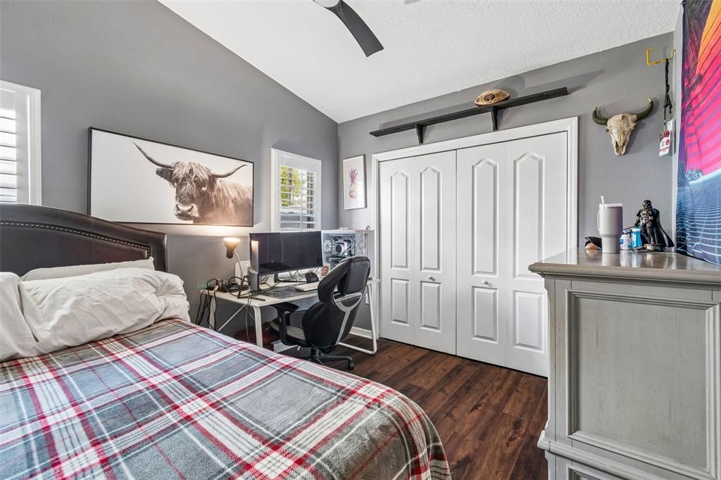 For Sale: $450,000 (3 beds, 2 baths, 1756 Square Feet)
