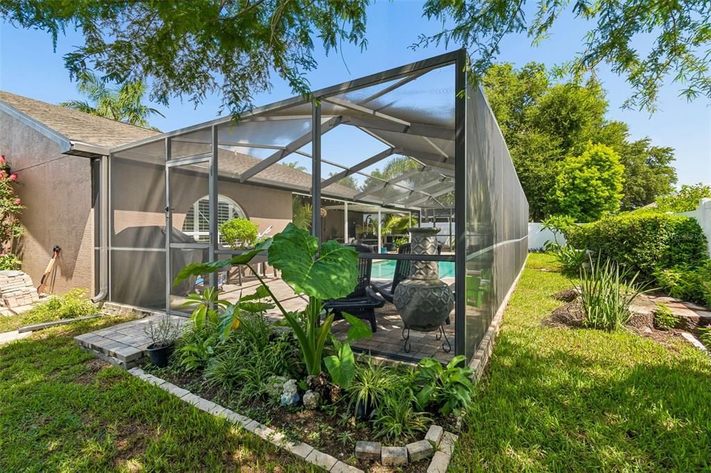 For Sale: $450,000 (3 beds, 2 baths, 1756 Square Feet)