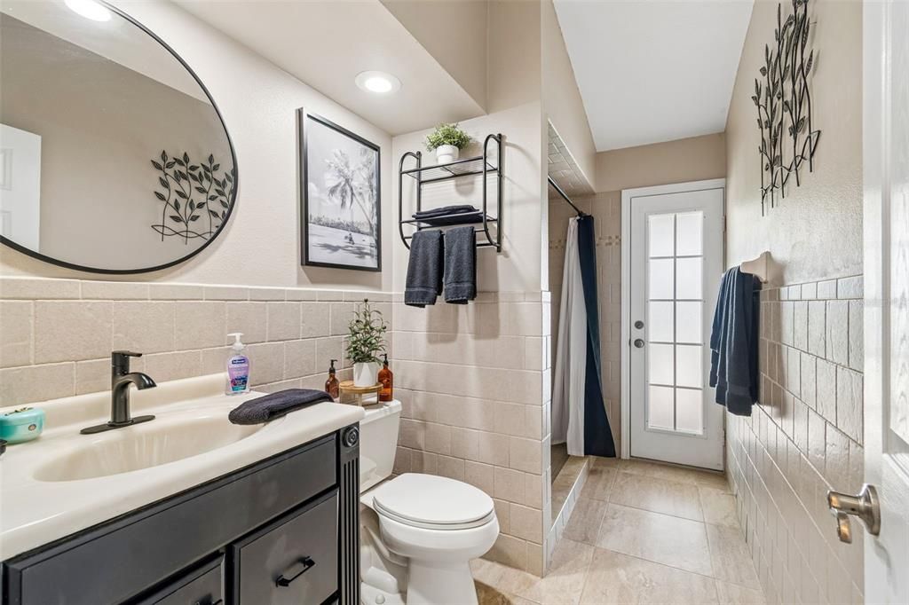 For Sale: $450,000 (3 beds, 2 baths, 1756 Square Feet)
