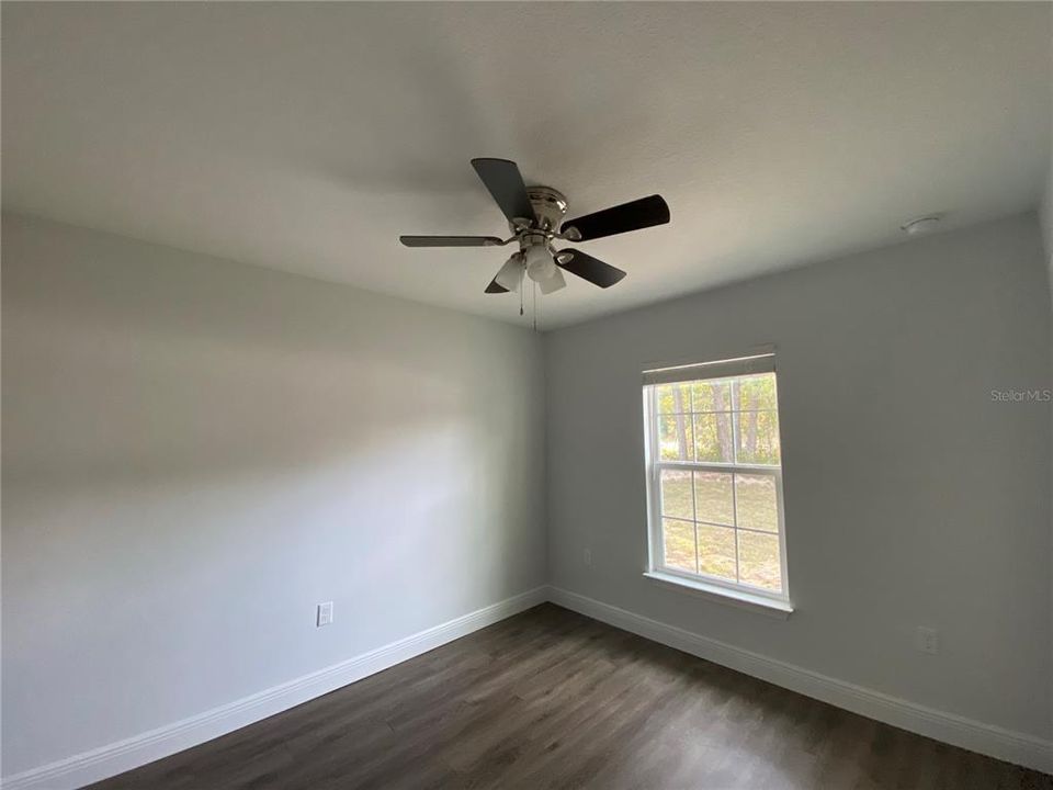 В аренду: $1,725 (3 спален, 2 ванн, 1450 Квадратных фут)