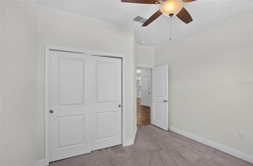 For Rent: $3,100 (5 beds, 3 baths, 2672 Square Feet)