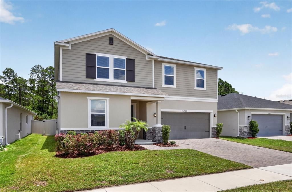For Rent: $3,100 (5 beds, 3 baths, 2672 Square Feet)