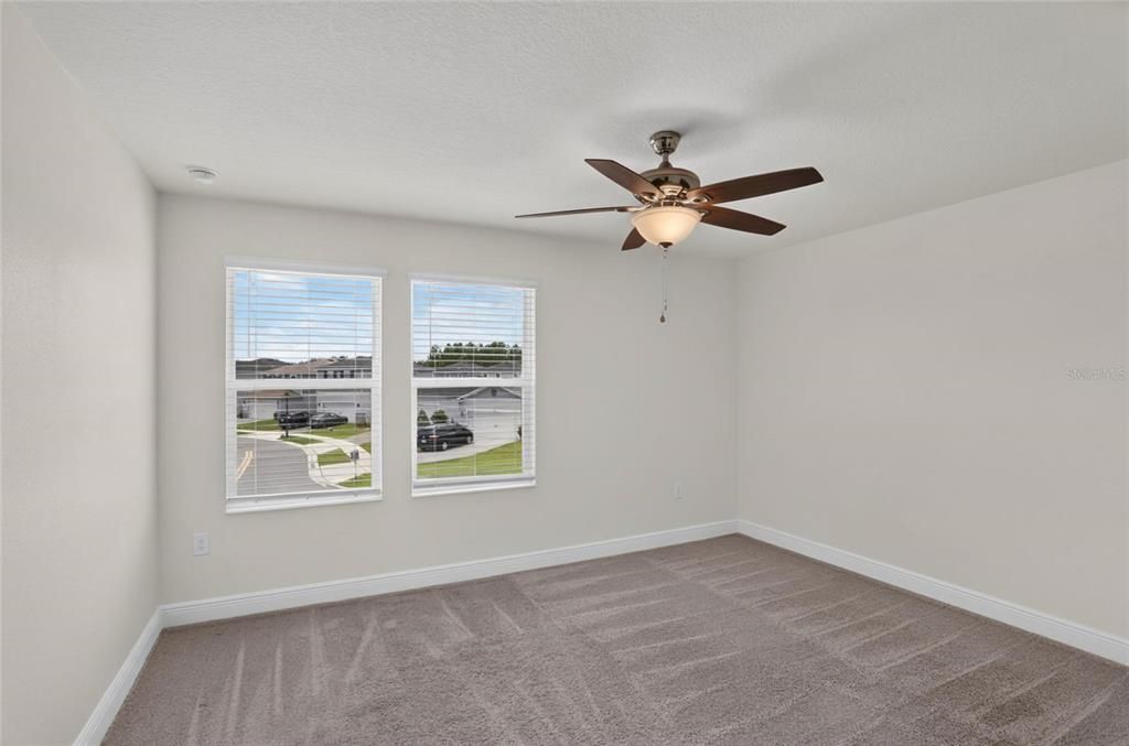 For Rent: $3,100 (5 beds, 3 baths, 2672 Square Feet)