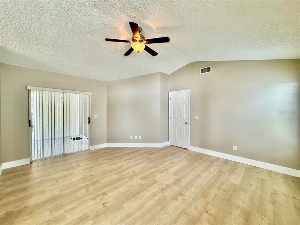 For Rent: $2,850 (3 beds, 2 baths, 1604 Square Feet)