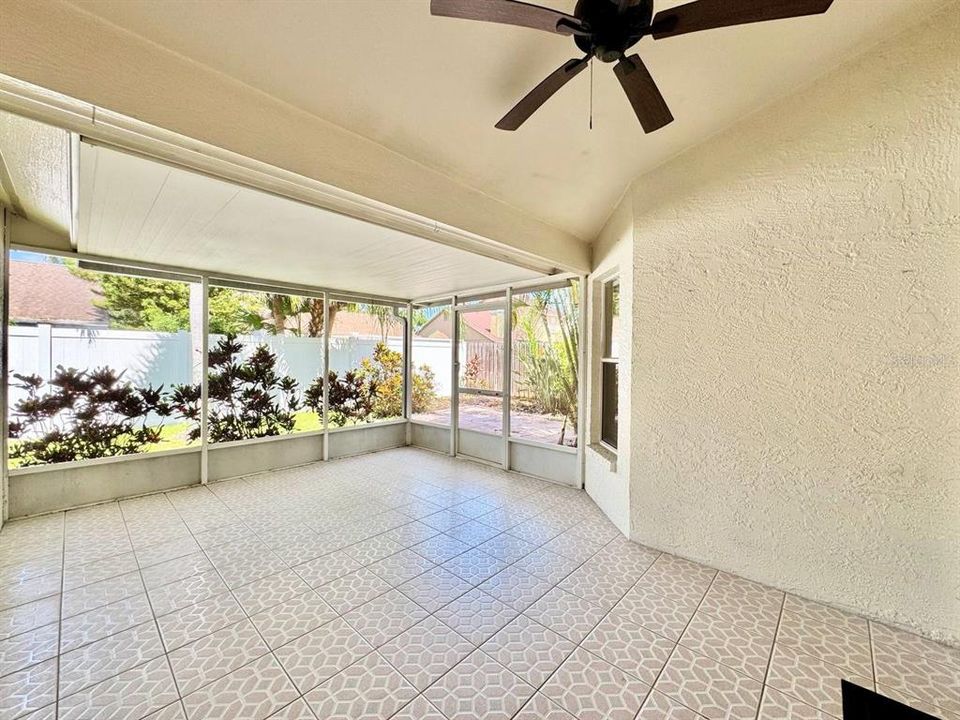 For Rent: $2,850 (3 beds, 2 baths, 1604 Square Feet)