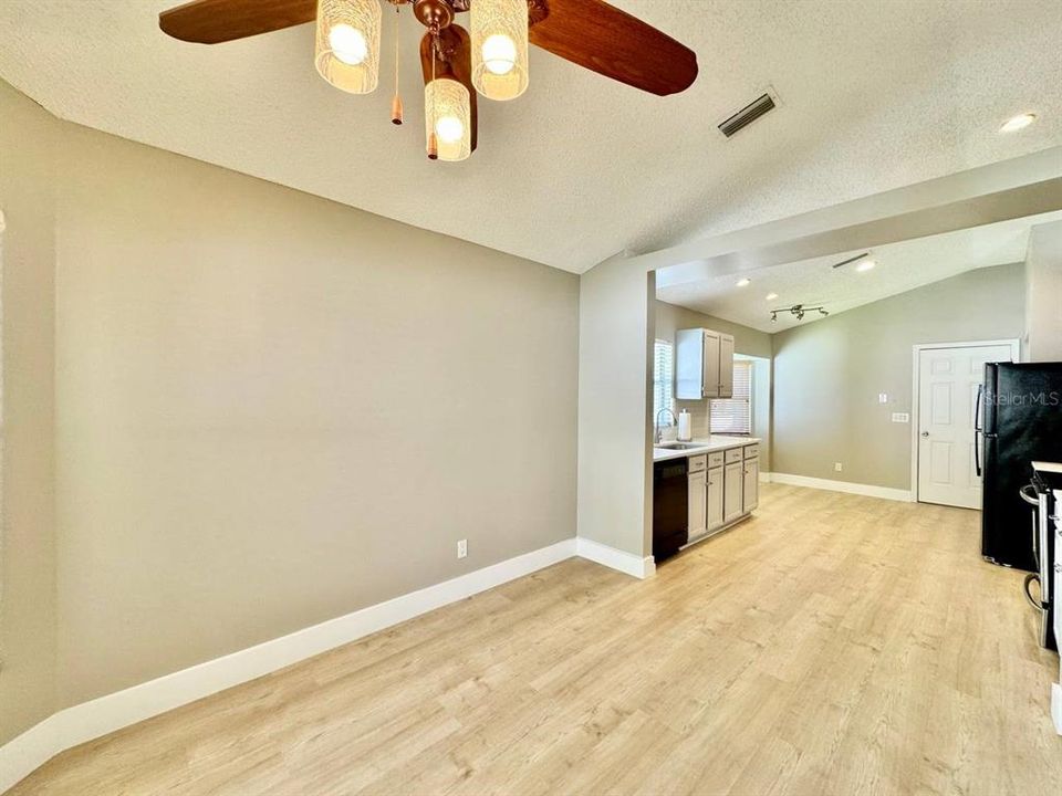For Rent: $2,850 (3 beds, 2 baths, 1604 Square Feet)