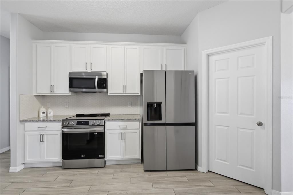 For Sale: $485,000 (4 beds, 2 baths, 2236 Square Feet)