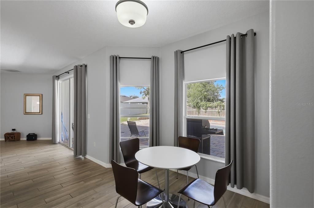 For Sale: $485,000 (4 beds, 2 baths, 2236 Square Feet)