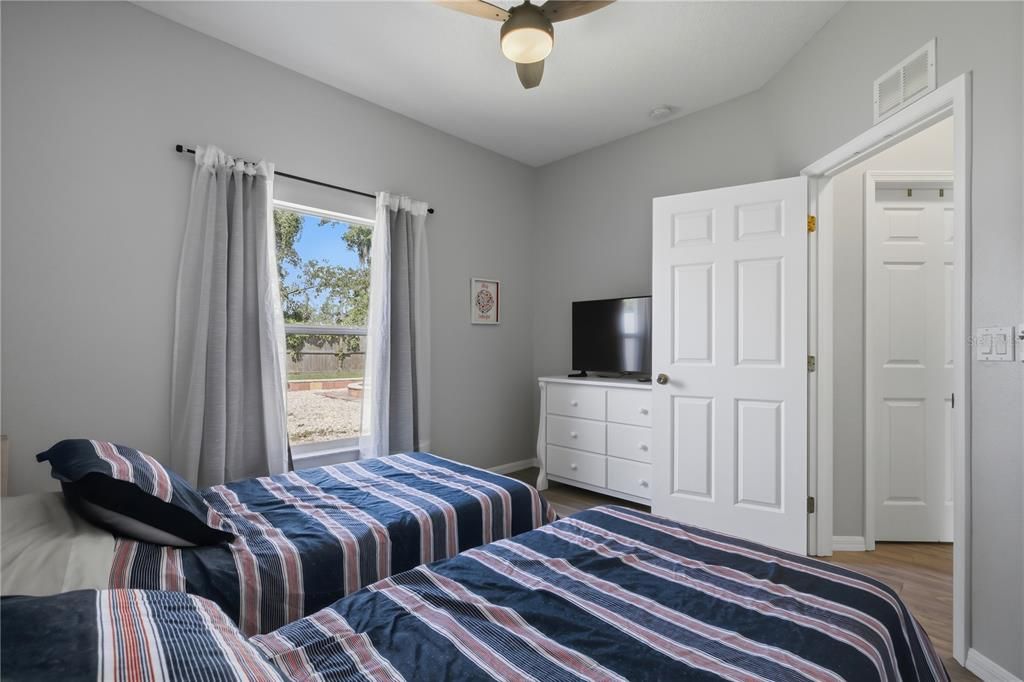 For Sale: $485,000 (4 beds, 2 baths, 2236 Square Feet)