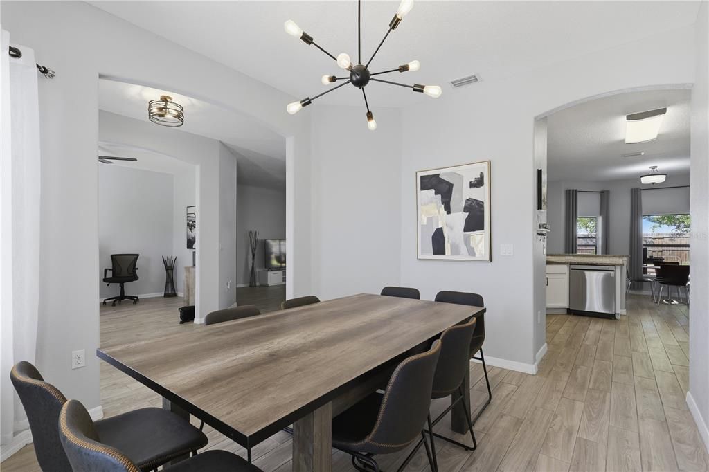 For Sale: $485,000 (4 beds, 2 baths, 2236 Square Feet)