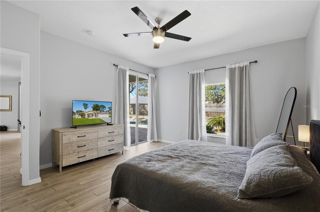 For Sale: $485,000 (4 beds, 2 baths, 2236 Square Feet)