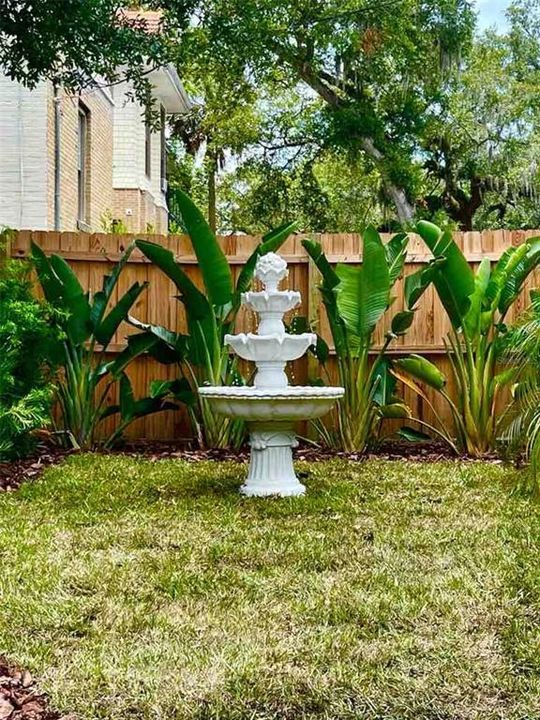 For Rent: $3,500 (4 beds, 3 baths, 1960 Square Feet)