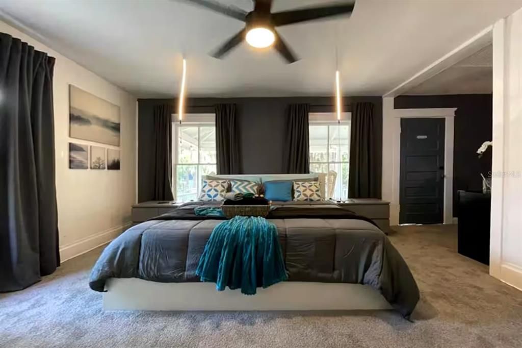 For Rent: $3,500 (4 beds, 3 baths, 1960 Square Feet)