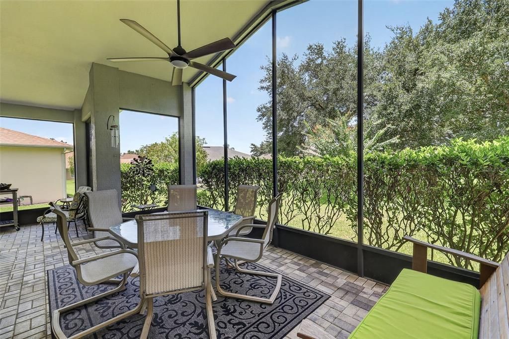 En Venta: $345,000 (3 camas, 2 baños, 2008 Pies cuadrados)