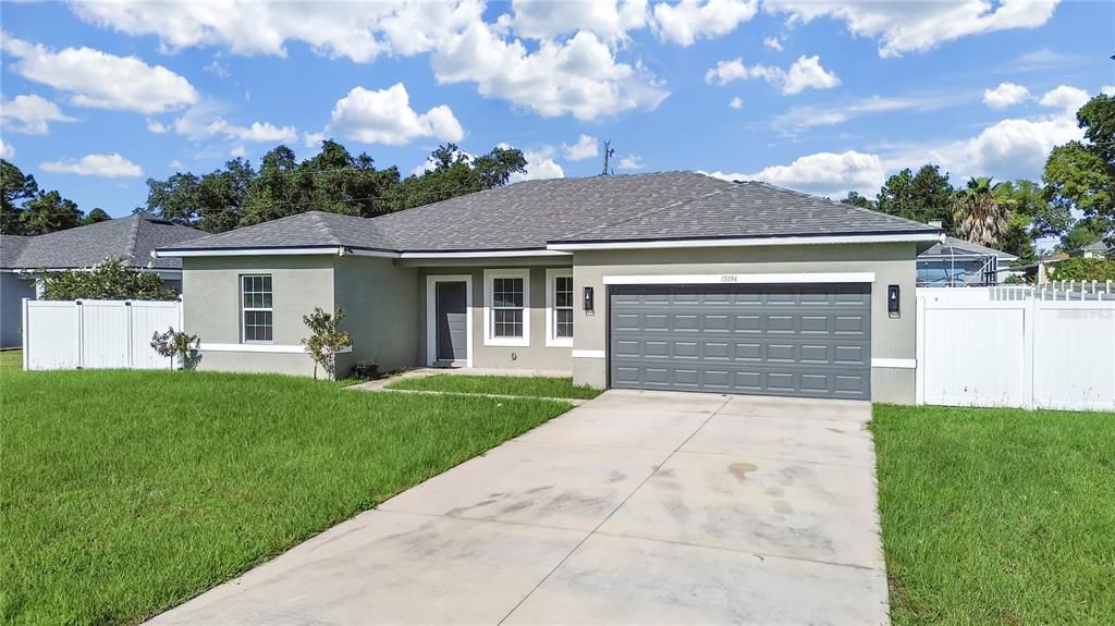 For Sale: $264,900 (4 beds, 2 baths, 1578 Square Feet)