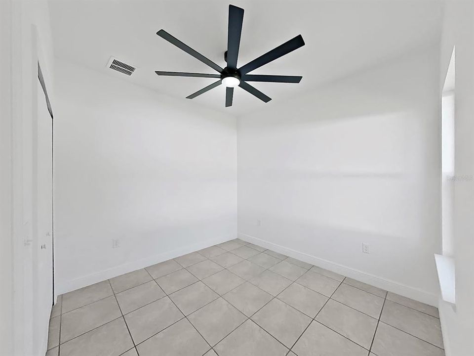 For Sale: $264,900 (4 beds, 2 baths, 1578 Square Feet)