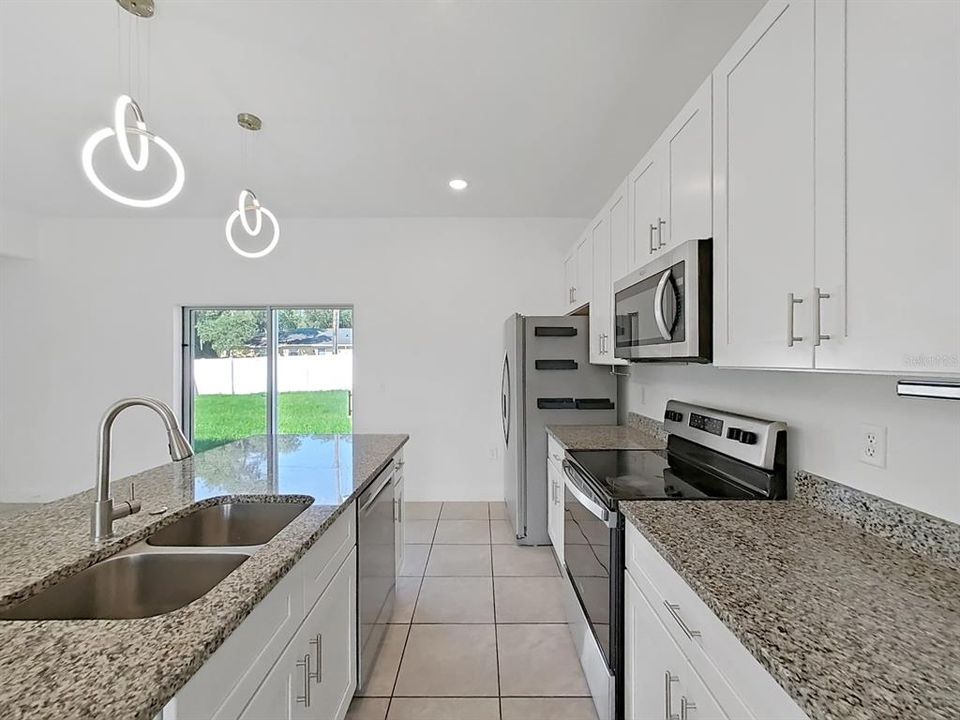 For Sale: $264,900 (4 beds, 2 baths, 1578 Square Feet)