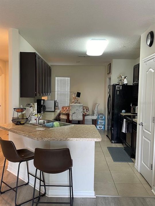 En Venta: $319,900 (3 camas, 2 baños, 1569 Pies cuadrados)