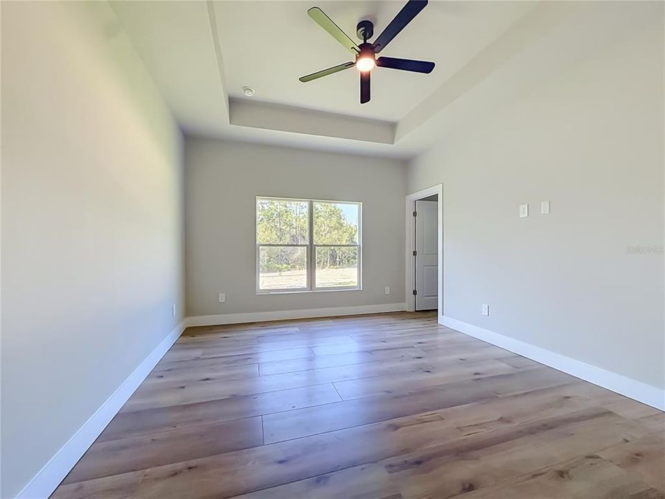 For Sale: $429,900 (3 beds, 2 baths, 1792 Square Feet)