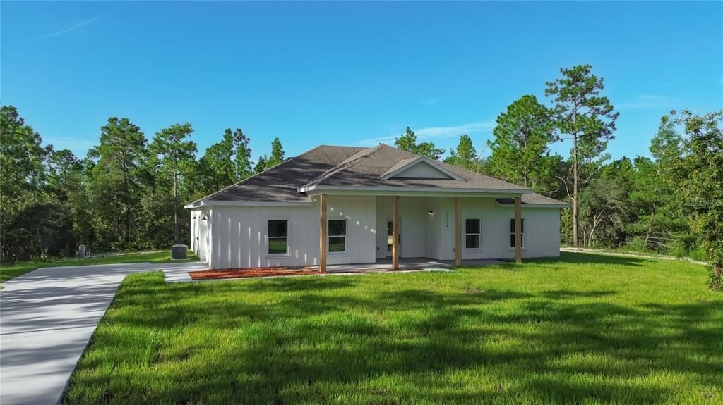 For Sale: $429,900 (3 beds, 2 baths, 1792 Square Feet)