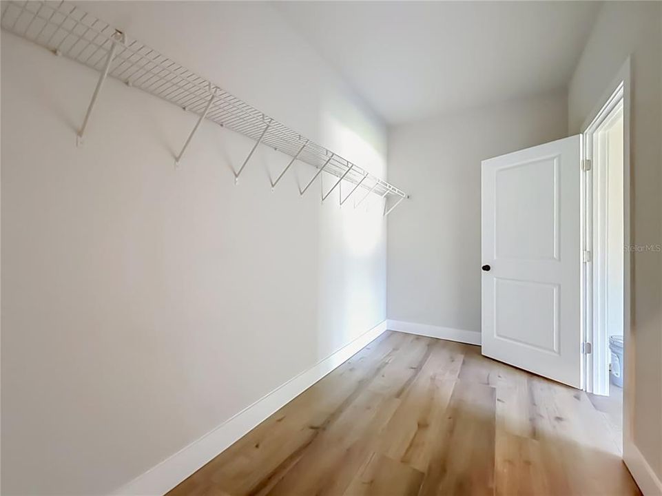 For Sale: $429,900 (3 beds, 2 baths, 1792 Square Feet)