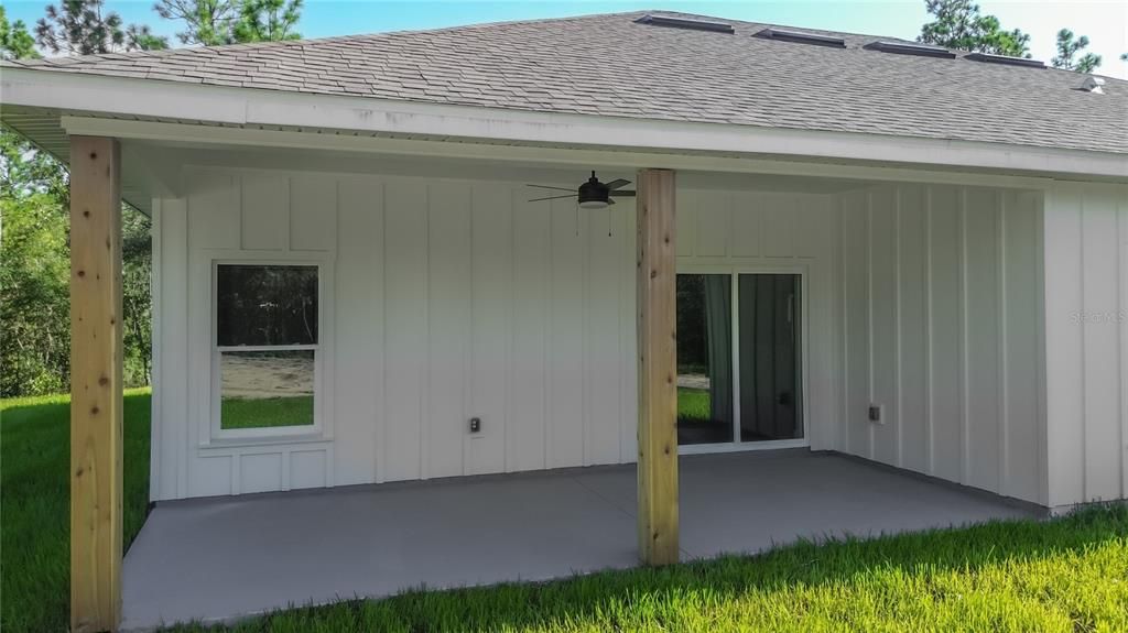 For Sale: $429,900 (3 beds, 2 baths, 1792 Square Feet)