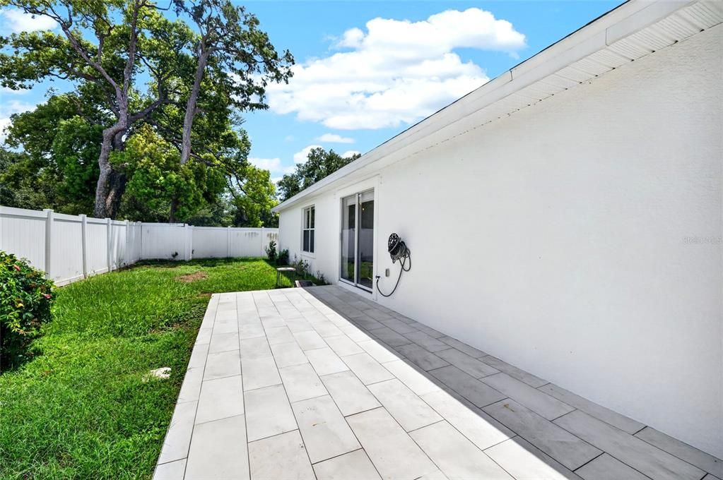 На продажу: $675,000 (3 спален, 2 ванн, 1628 Квадратных фут)