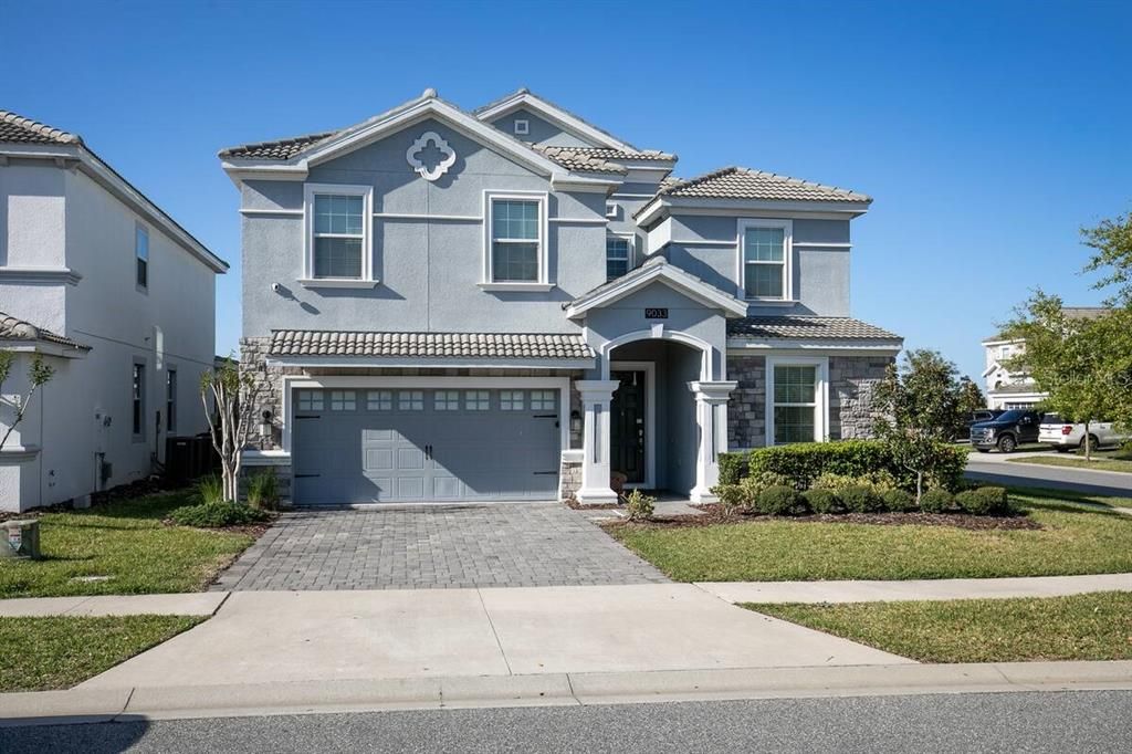 For Sale: $695,000 (8 beds, 5 baths, 3909 Square Feet)