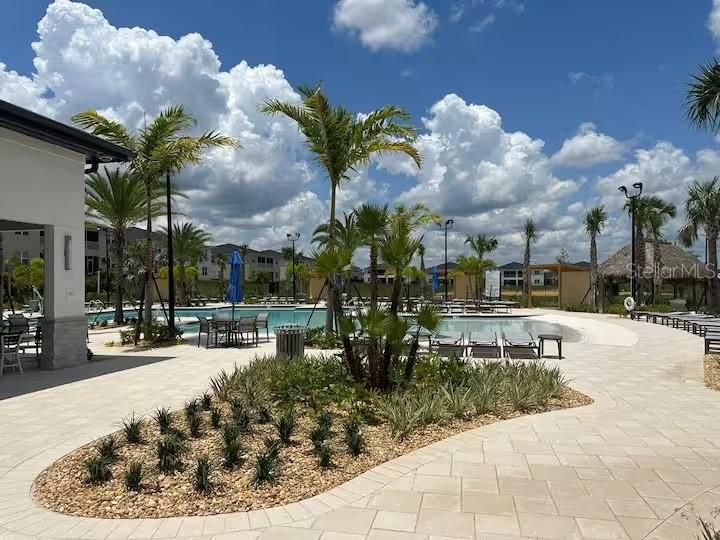 For Sale: $695,000 (8 beds, 5 baths, 3909 Square Feet)