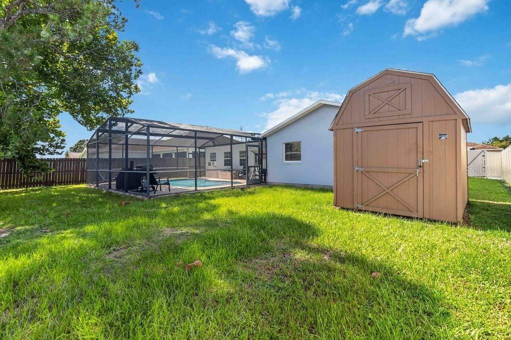En Venta: $299,000 (3 camas, 3 baños, 2110 Pies cuadrados)