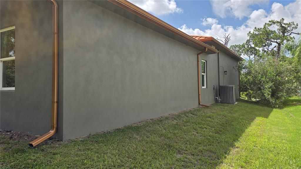 For Sale: $699,900 (3 beds, 2 baths, 2899 Square Feet)
