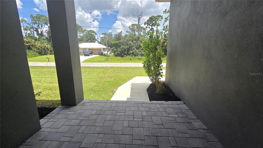 For Sale: $699,900 (3 beds, 2 baths, 2899 Square Feet)