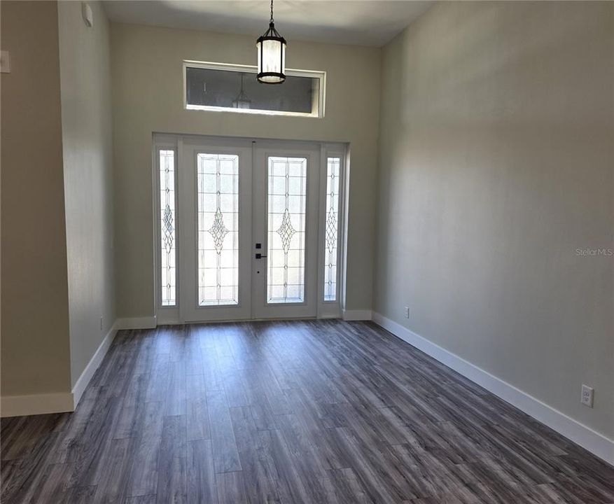 For Sale: $699,900 (3 beds, 2 baths, 2899 Square Feet)