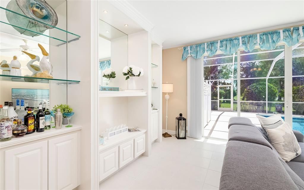 For Sale: $410,000 (3 beds, 2 baths, 1672 Square Feet)