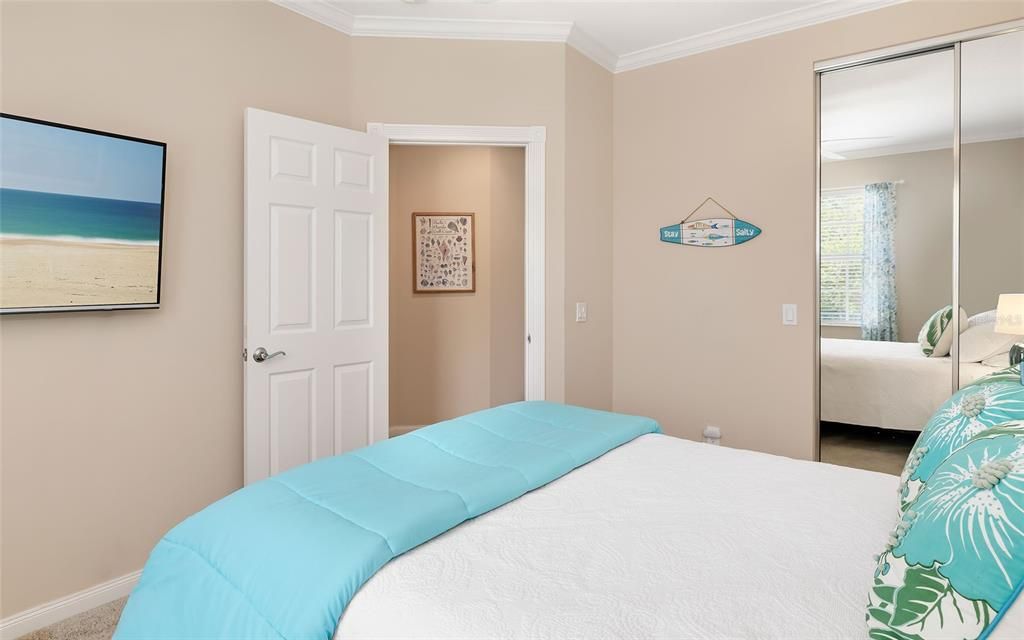For Sale: $410,000 (3 beds, 2 baths, 1672 Square Feet)