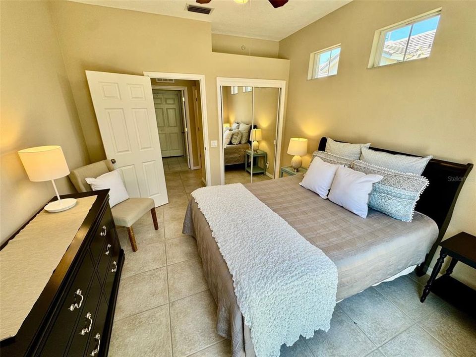 For Rent: $3,300 (2 beds, 2 baths, 1707 Square Feet)
