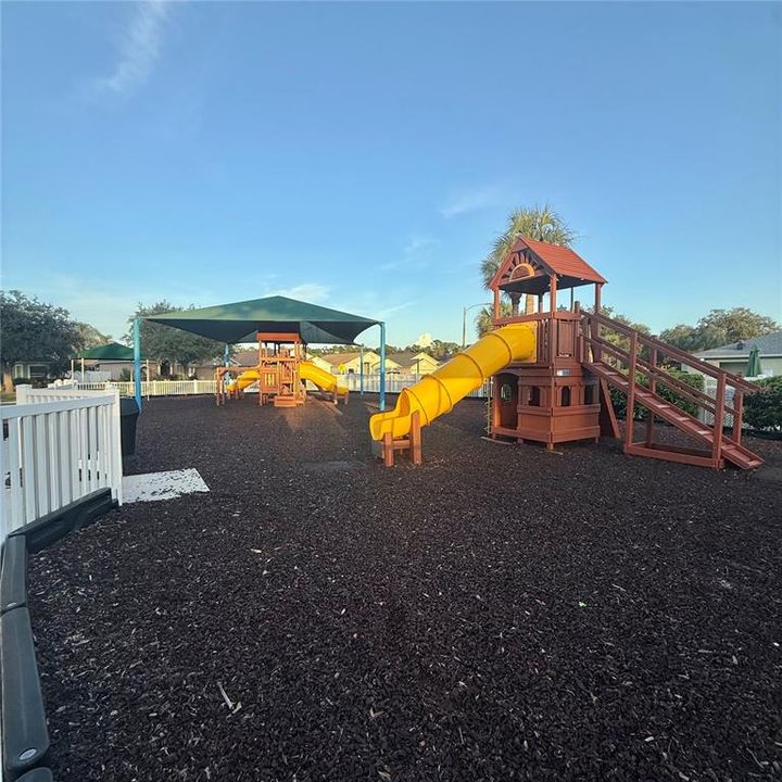 For Rent: $2,500 (4 beds, 2 baths, 2154 Square Feet)