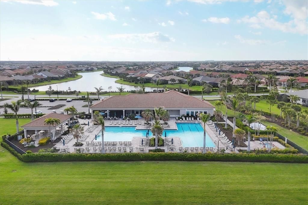 For Rent: $2,500 (2 beds, 2 baths, 1437 Square Feet)