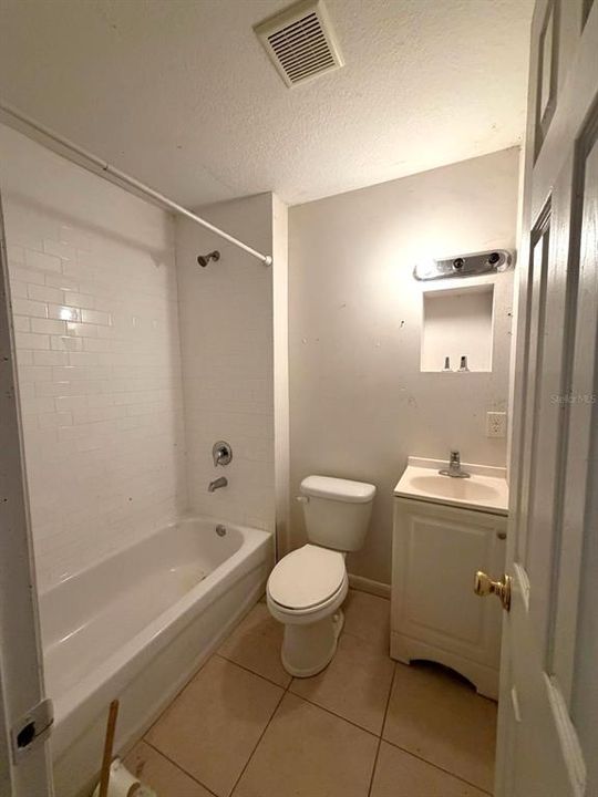For Sale: $329,900 (3 beds, 2 baths, 1260 Square Feet)