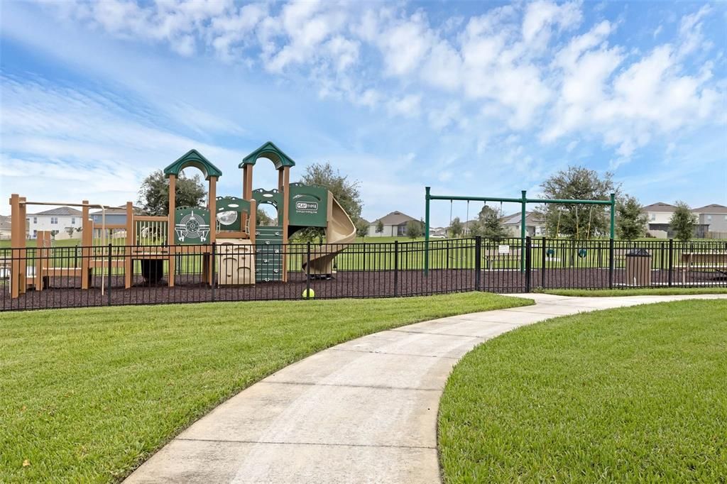 For Sale: $648,000 (7 beds, 6 baths, 3533 Square Feet)