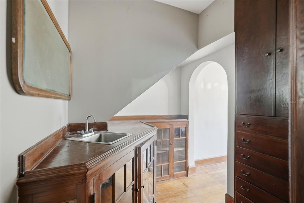 En Venta: $899,000 (6 camas, 0 baños, 3532 Pies cuadrados)