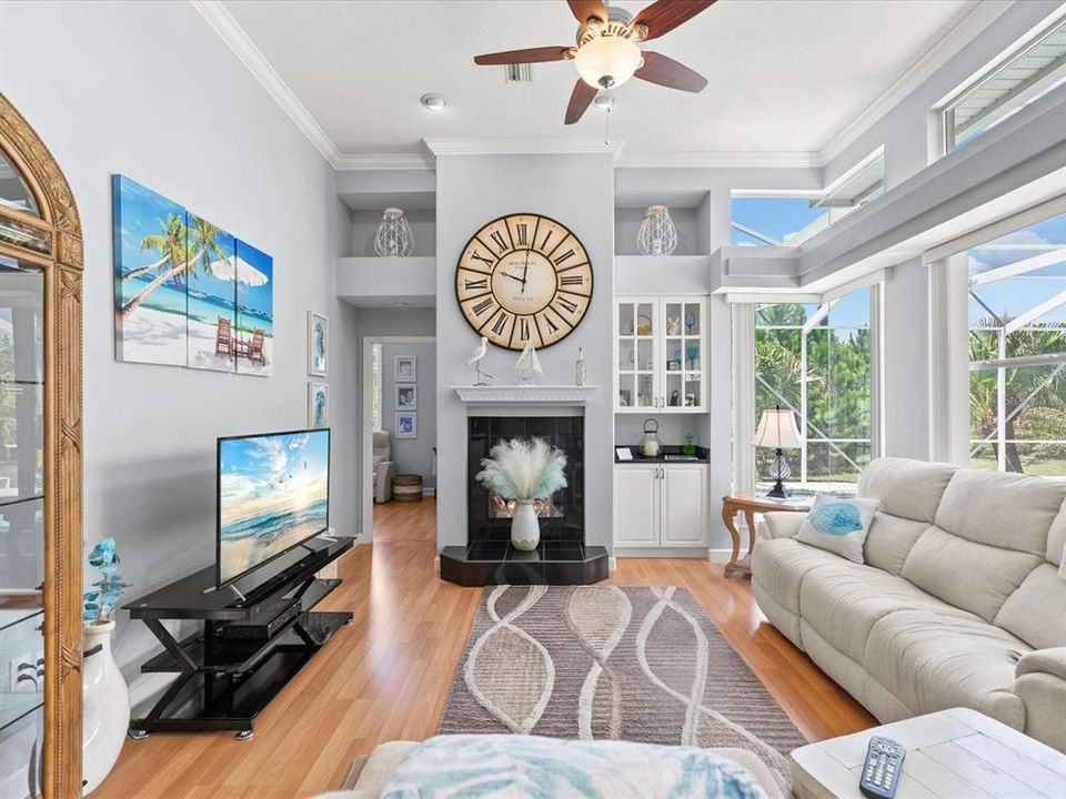 For Sale: $499,000 (4 beds, 3 baths, 2320 Square Feet)